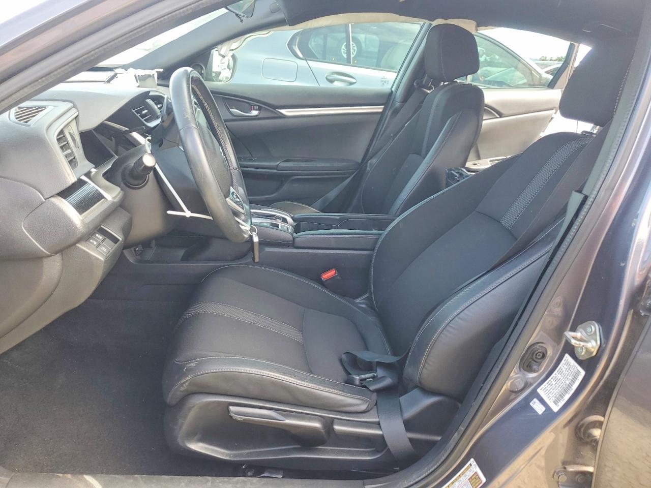 2019 Honda Civic Sport - Фото 7