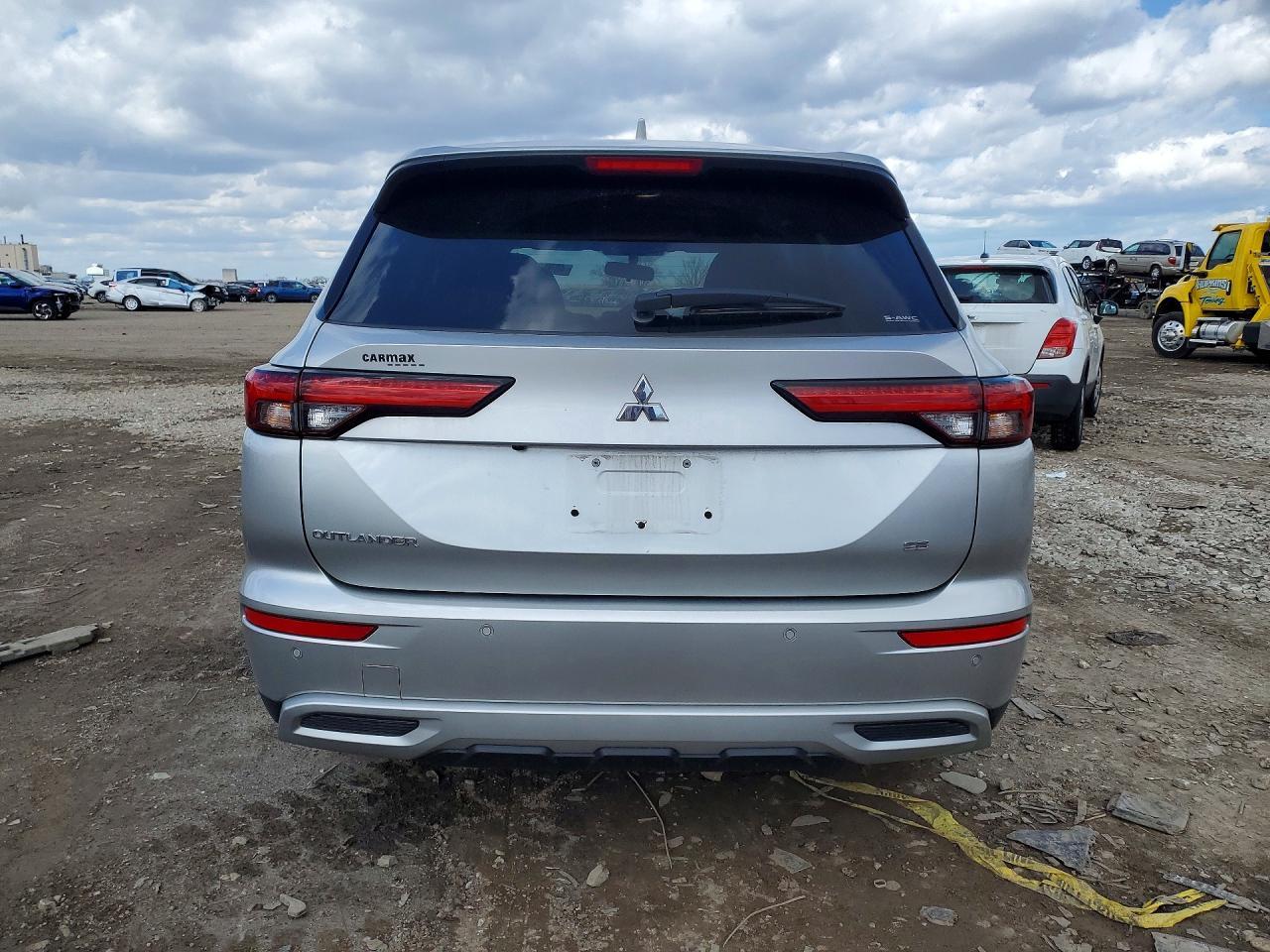 2022 Mitsubishi Outlander Se - Фото 6
