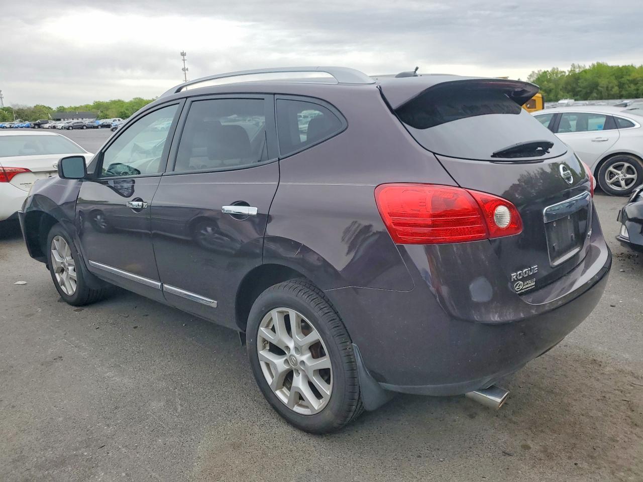 2011 Nissan Rogue S - Фото 2