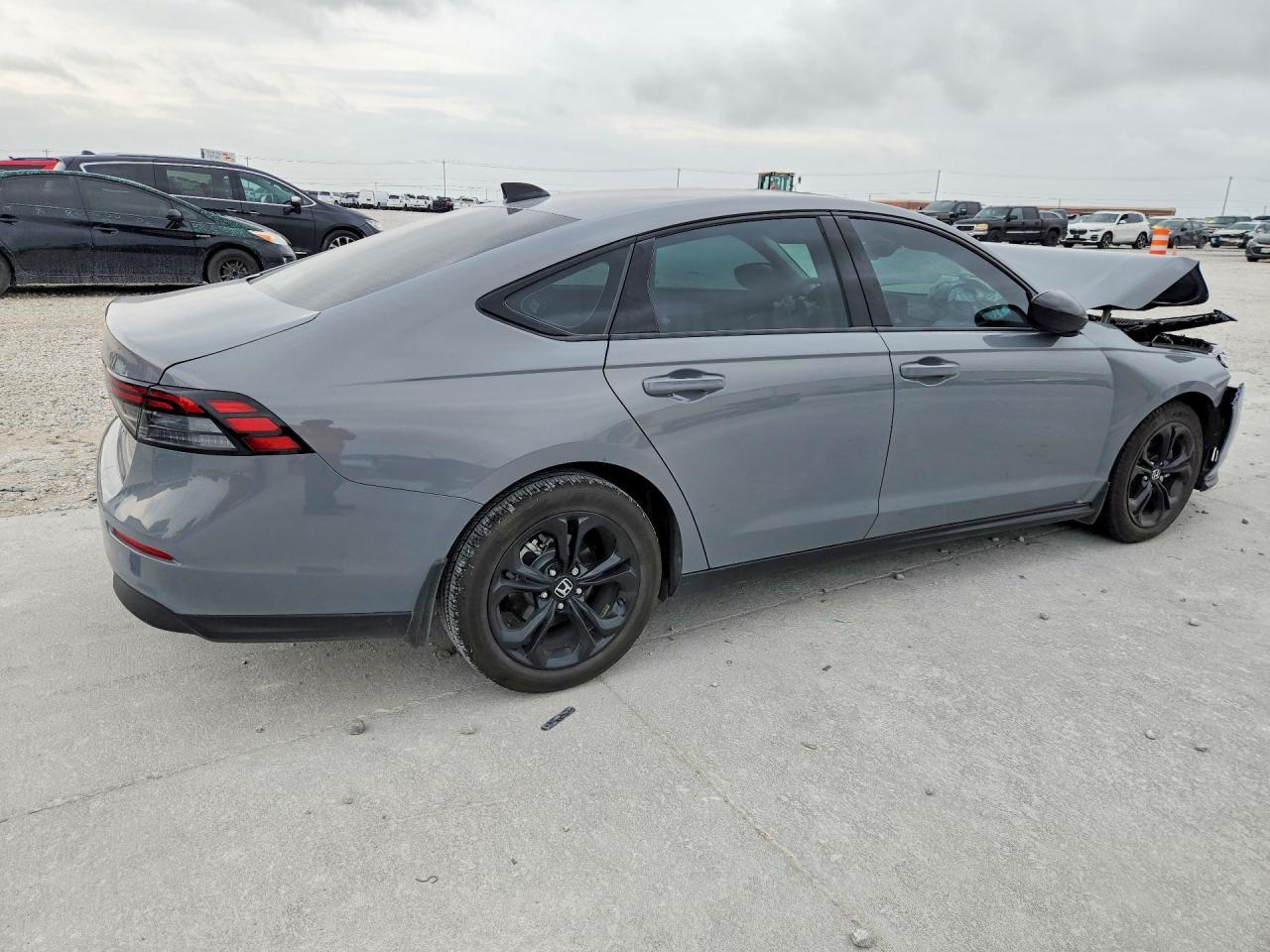 2025 Honda Accord Se - Фото 3