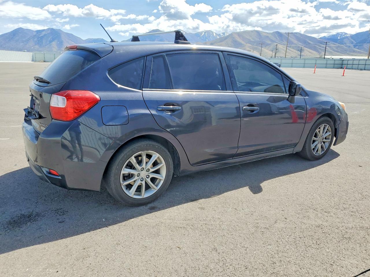 2014 Subaru Impreza Premium - Фото 3