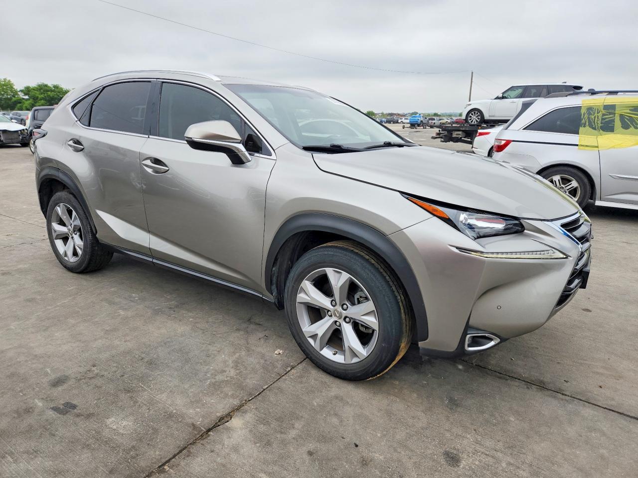 2017 Lexus Nx 200T - Фото 4