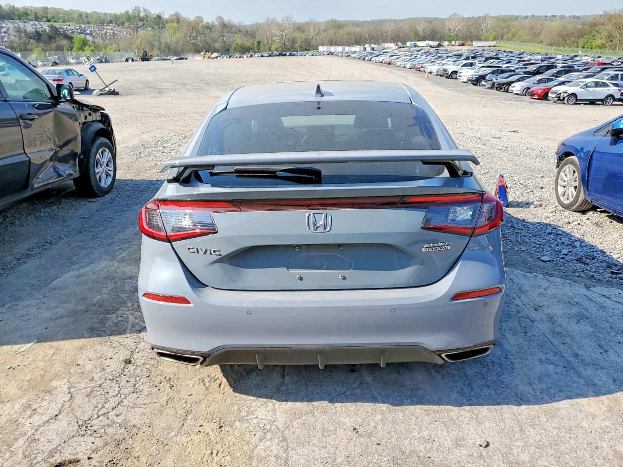 2022 Honda Civic Sport Touring - Фото 6