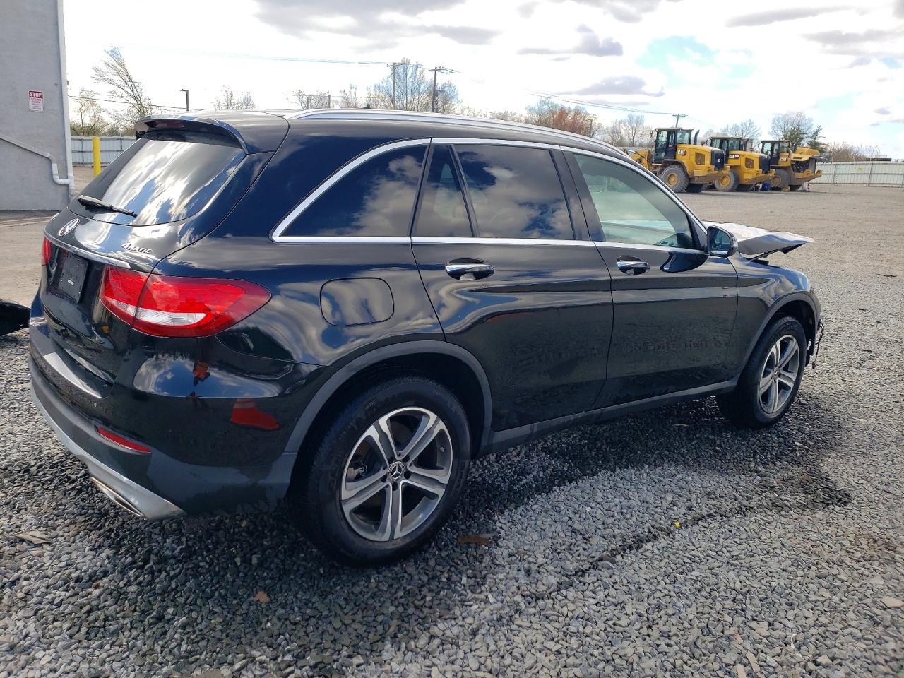 2018 Mercedes-Benz Glc 300 4Matic - Фото 3