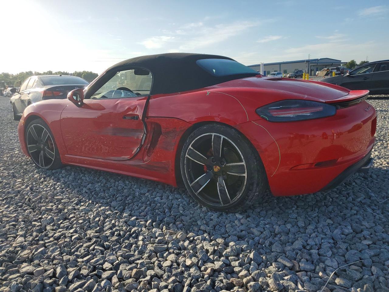 2017 Porsche Boxster S - Фото 2