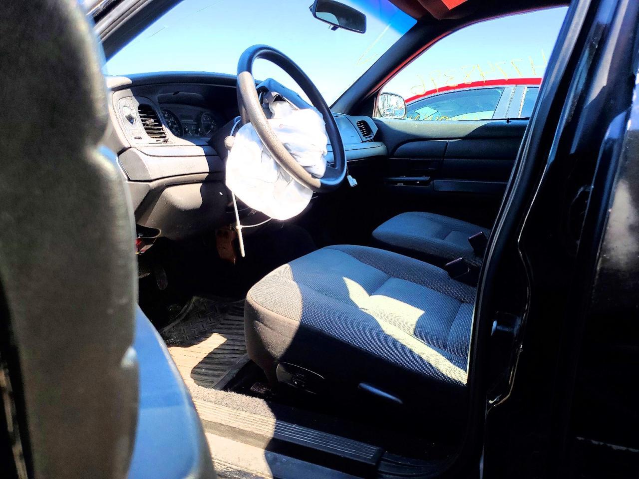 2006 Ford Crown Victoria Police Interceptor - Image 7