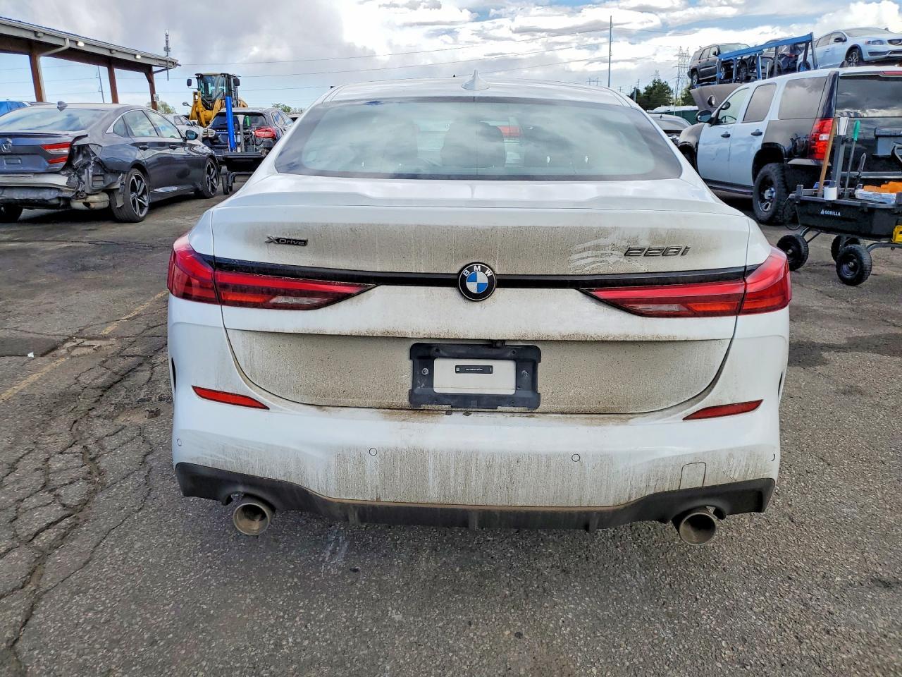 2024 BMW 228I - Фото 6