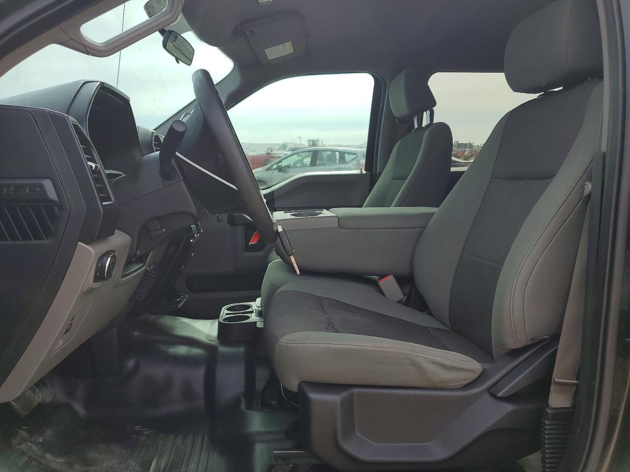 2015 Ford F150 Supercrew - Фото 7
