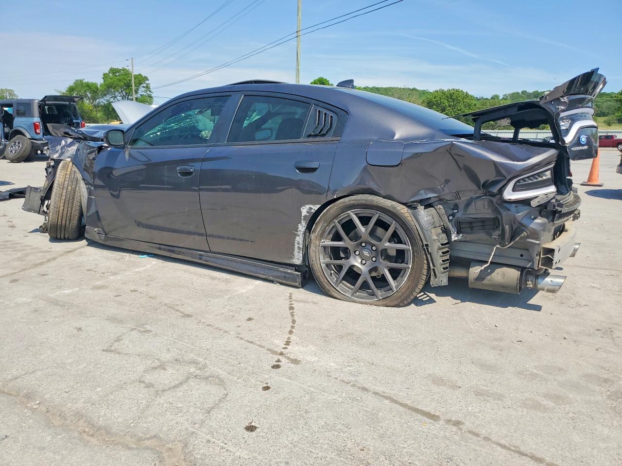 2019 Dodge Charger R - Фото 2