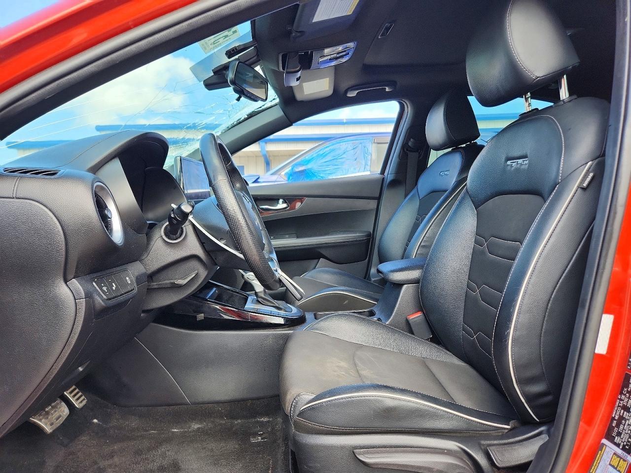 2022 Kia Forte Gt Line - Image 7