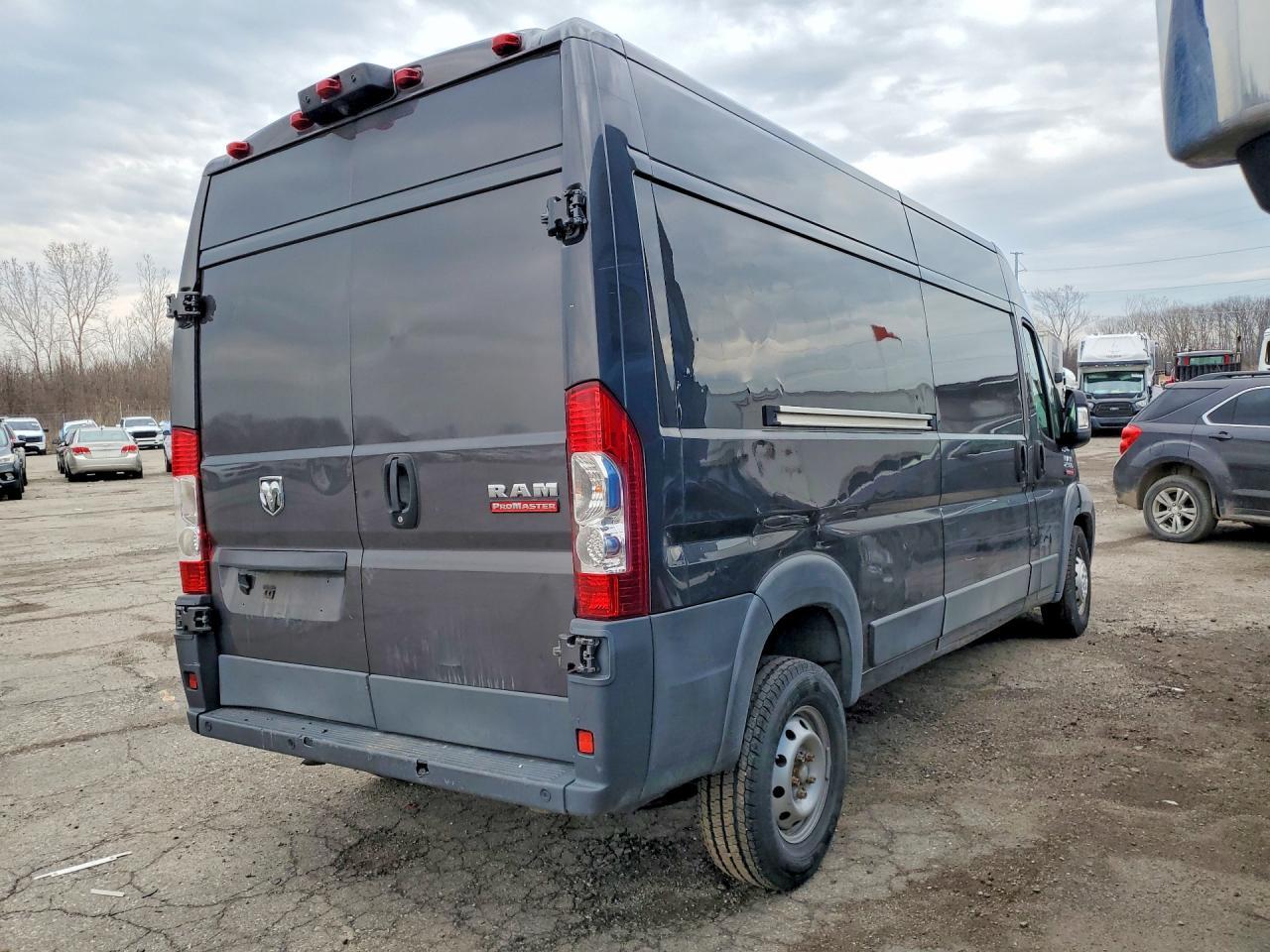 2018 Ram Promaster 2500 Delivery Van - Image 3