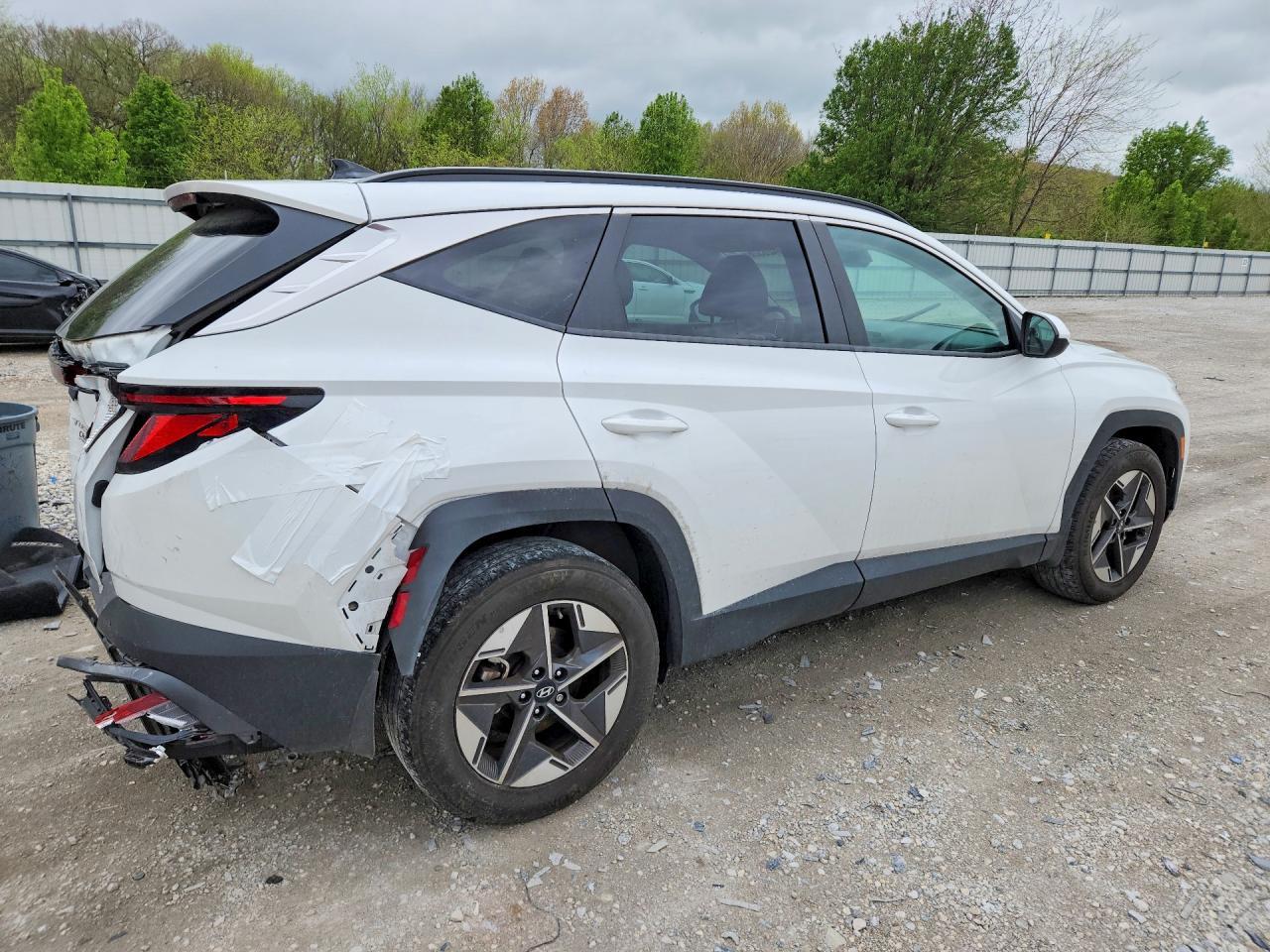 2025 Hyundai Tucson Sel - Image 3