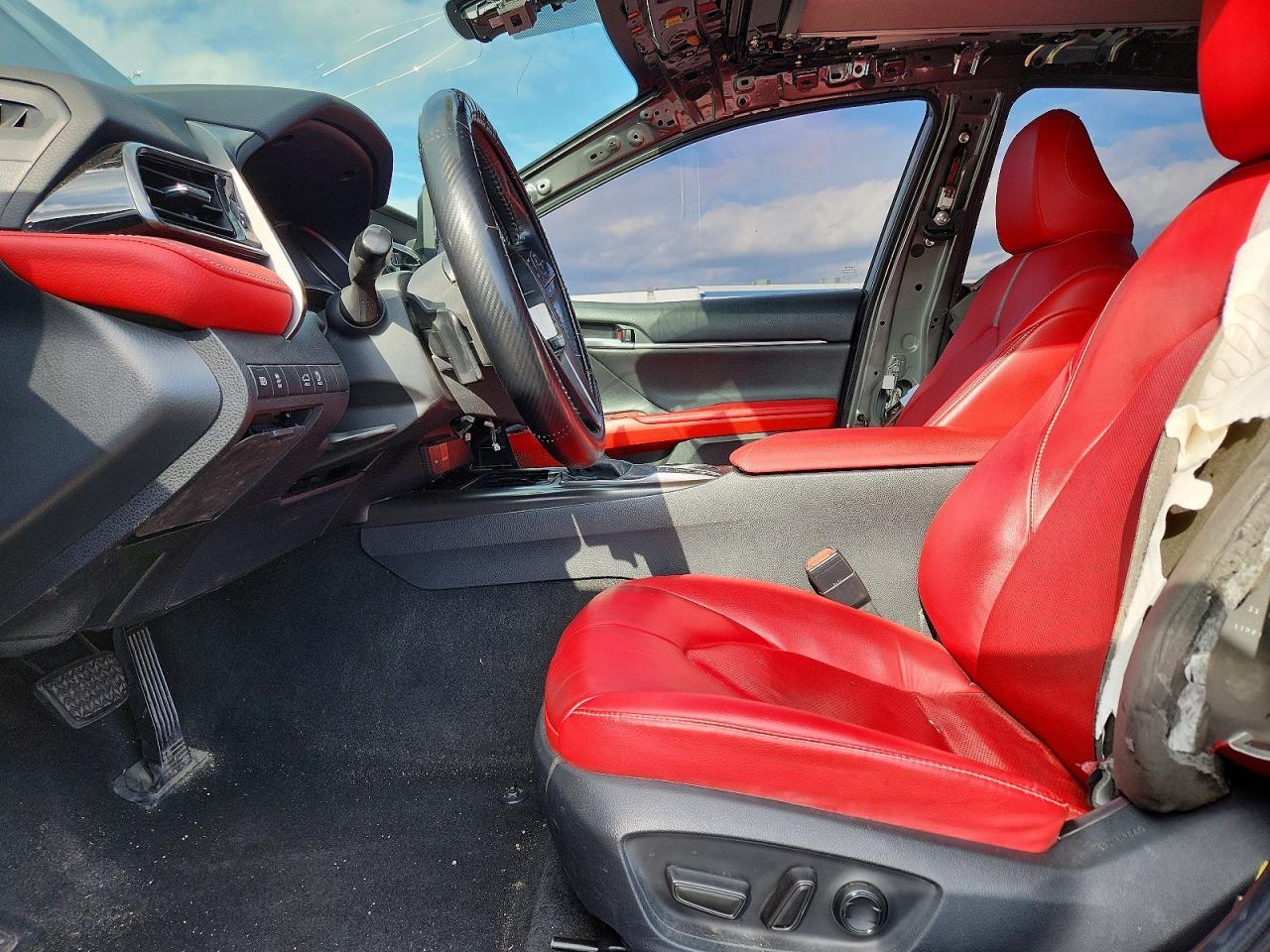 2021 Toyota Camry Xse - Фото 7