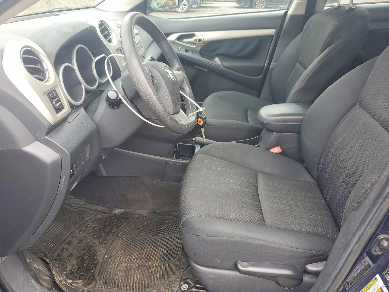 2011 Toyota Matrix Base - Фото 7