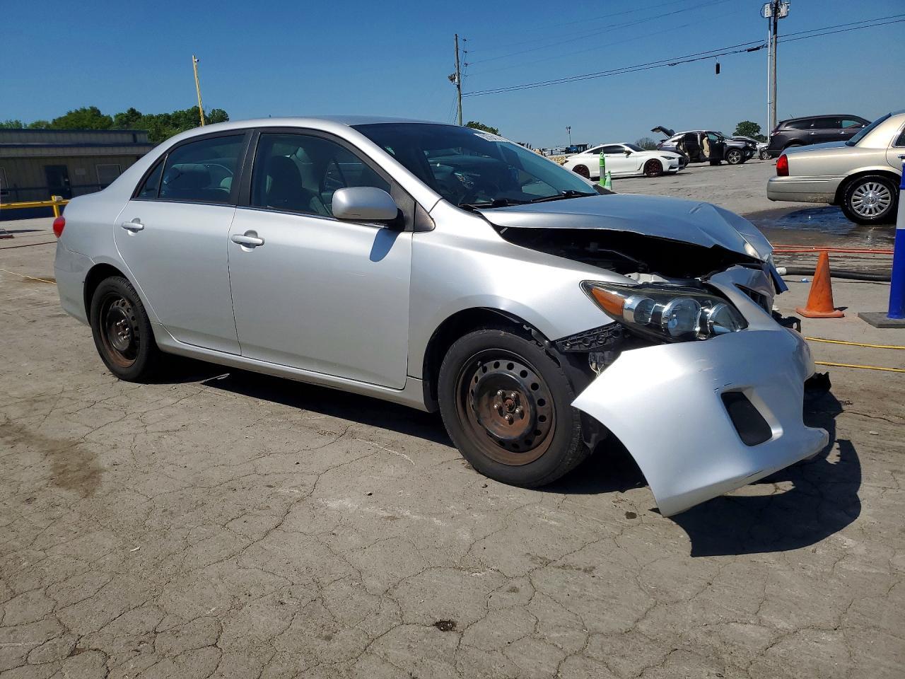 2013 Toyota Corolla Le - Фото 4
