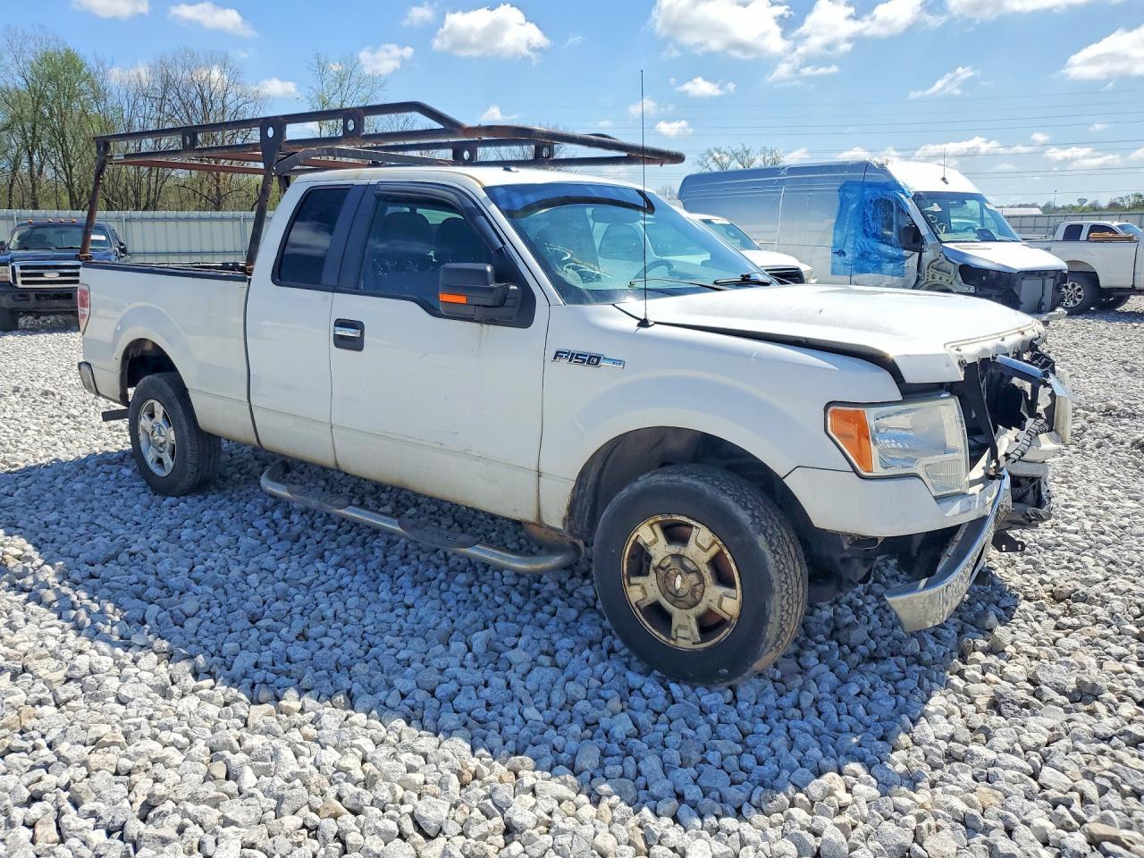 2011 Ford F150 Super Cab - Image 4