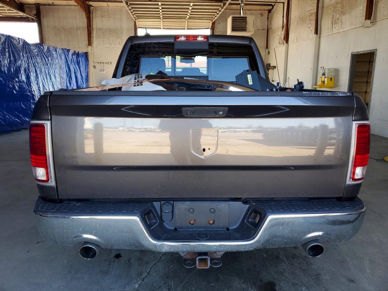 2017 Ram 1500 Laramie - Фото 6