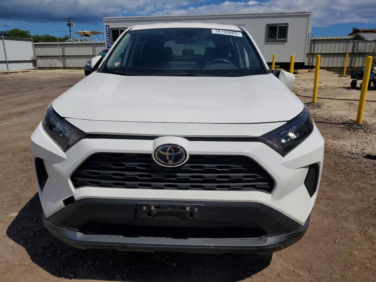 2022 Toyota Rav4 Le - Фото 5