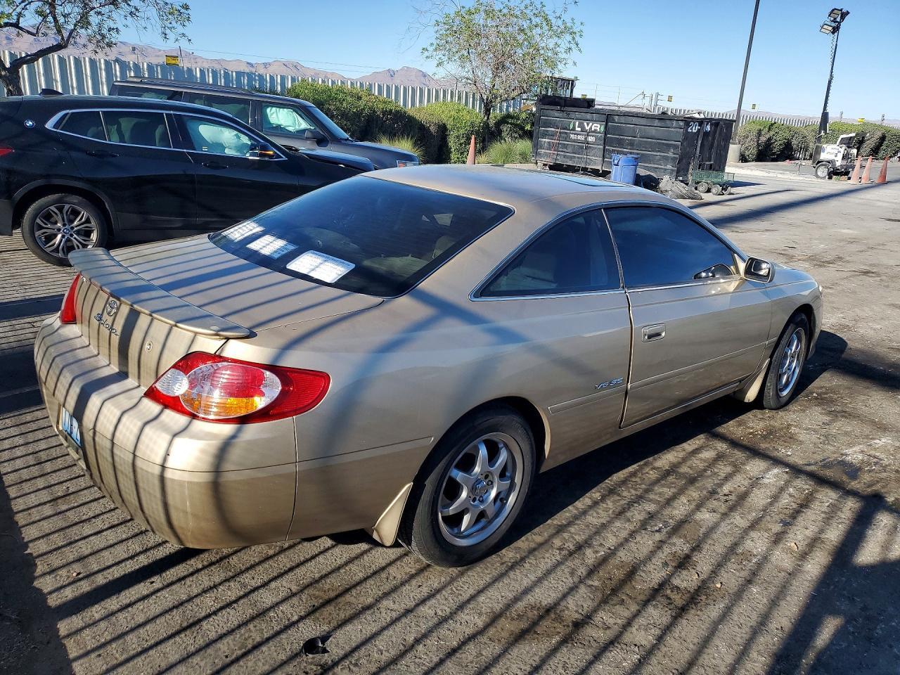 2002 Toyota Camry Solara Se - Image 3