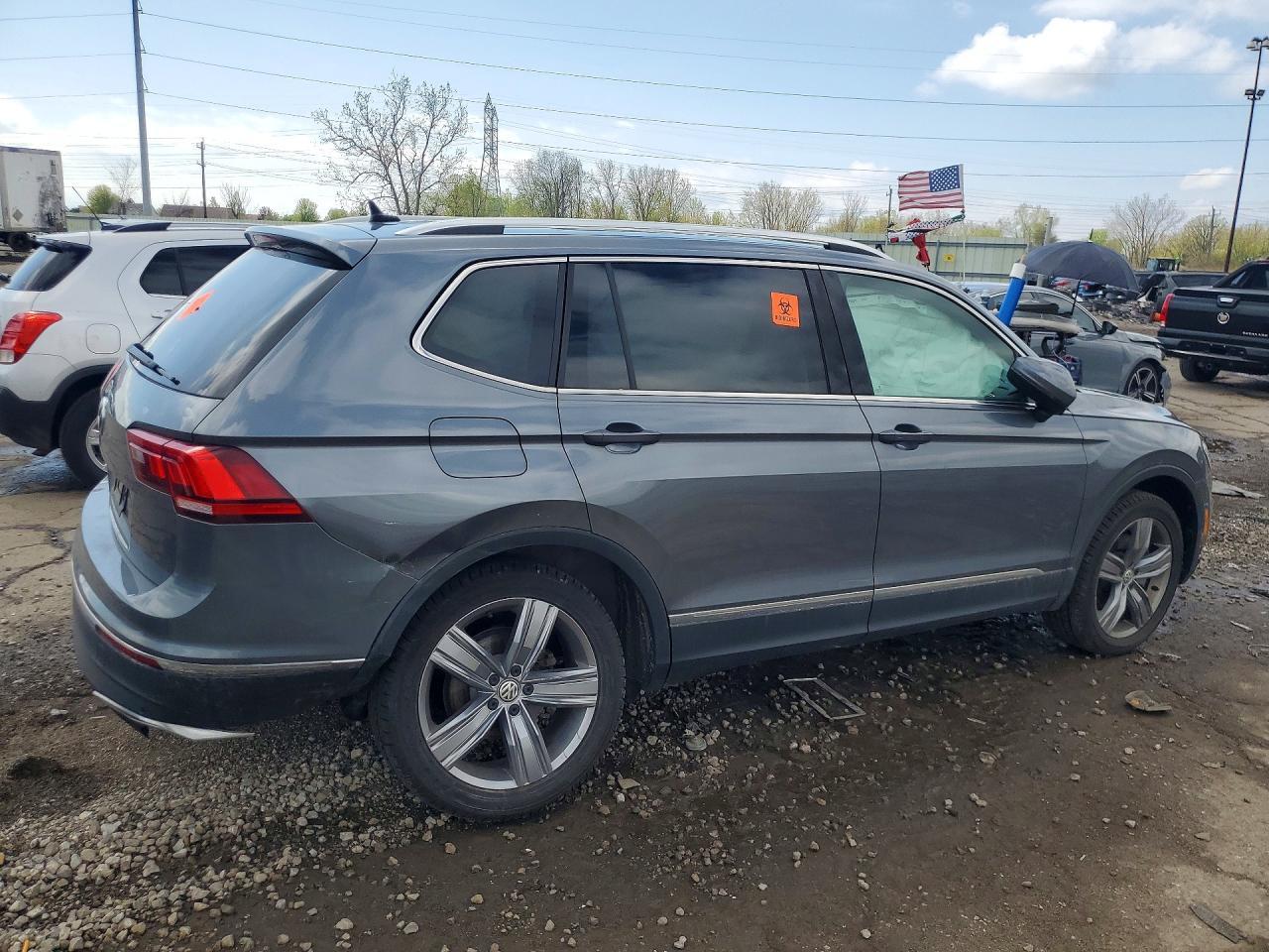 2020 Volkswagen Tiguan Se - Фото 3