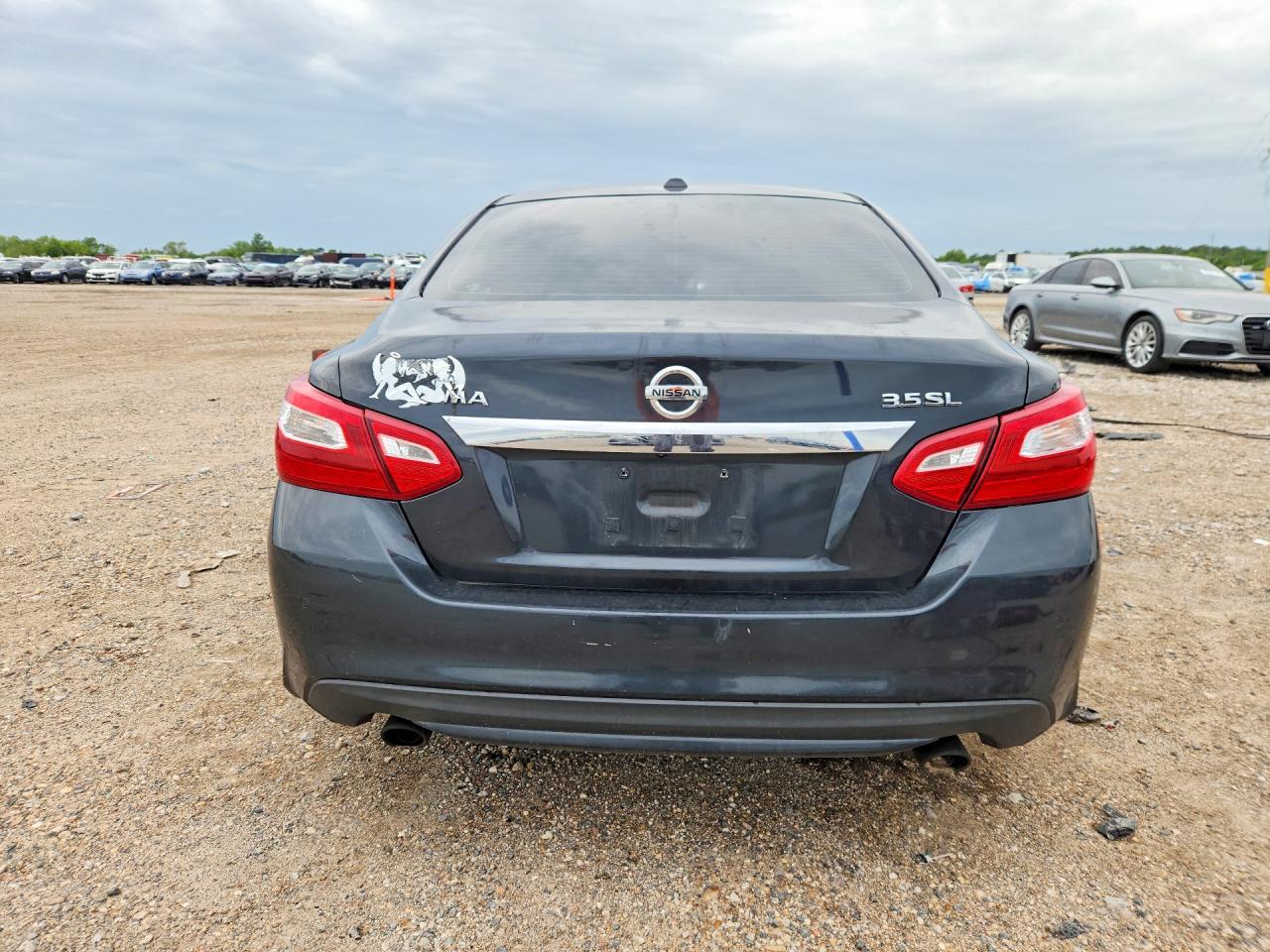 2017 Nissan Altima 3.5 Sl - Image 6