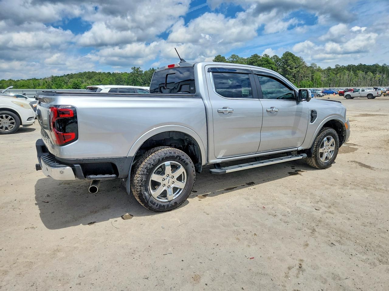 2024 Ford Ranger Lariat - Image 3
