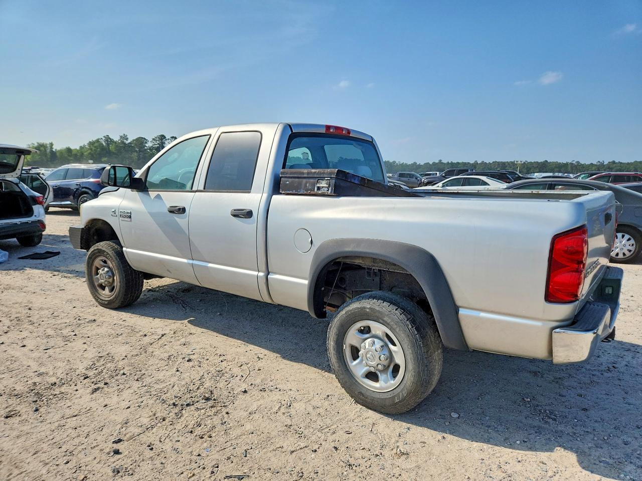 2007 Dodge Ram 2500 St - Image 2