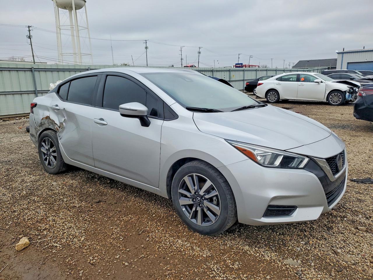 2020 Nissan Versa Sv - Фото 4