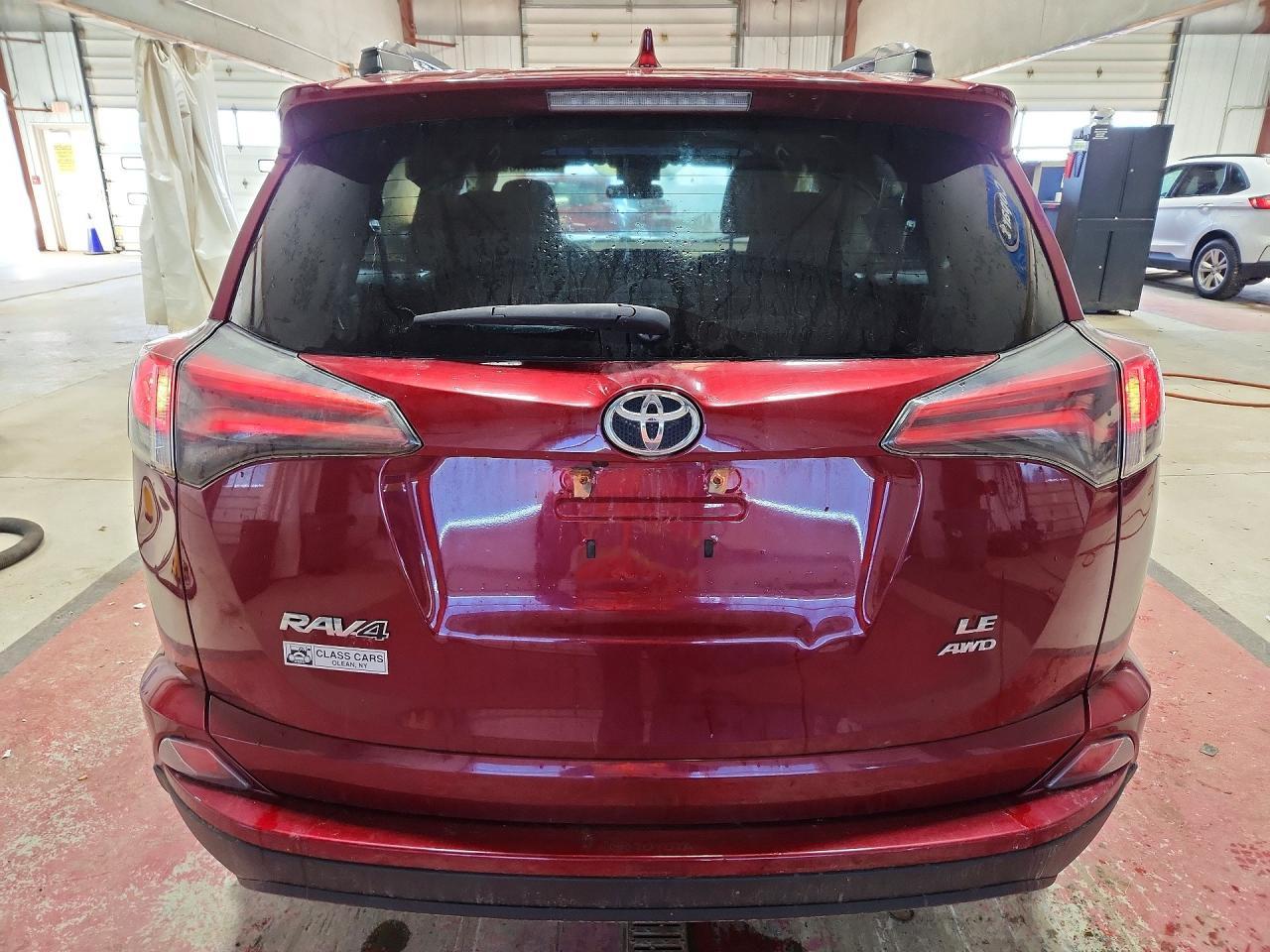 2018 Toyota Rav4 Le - Image 6