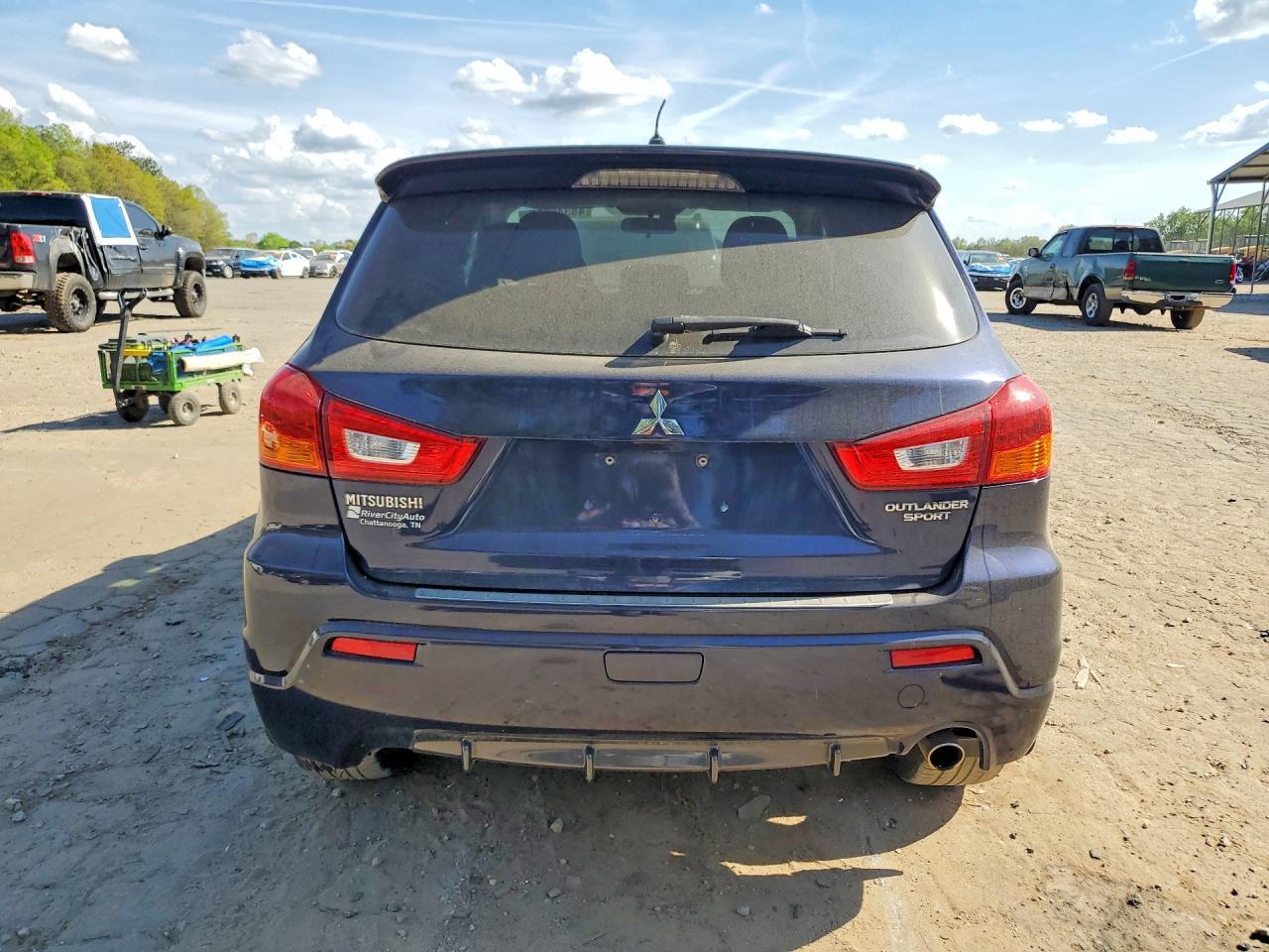 2012 Mitsubishi Outlander Sport Se - Фото 6