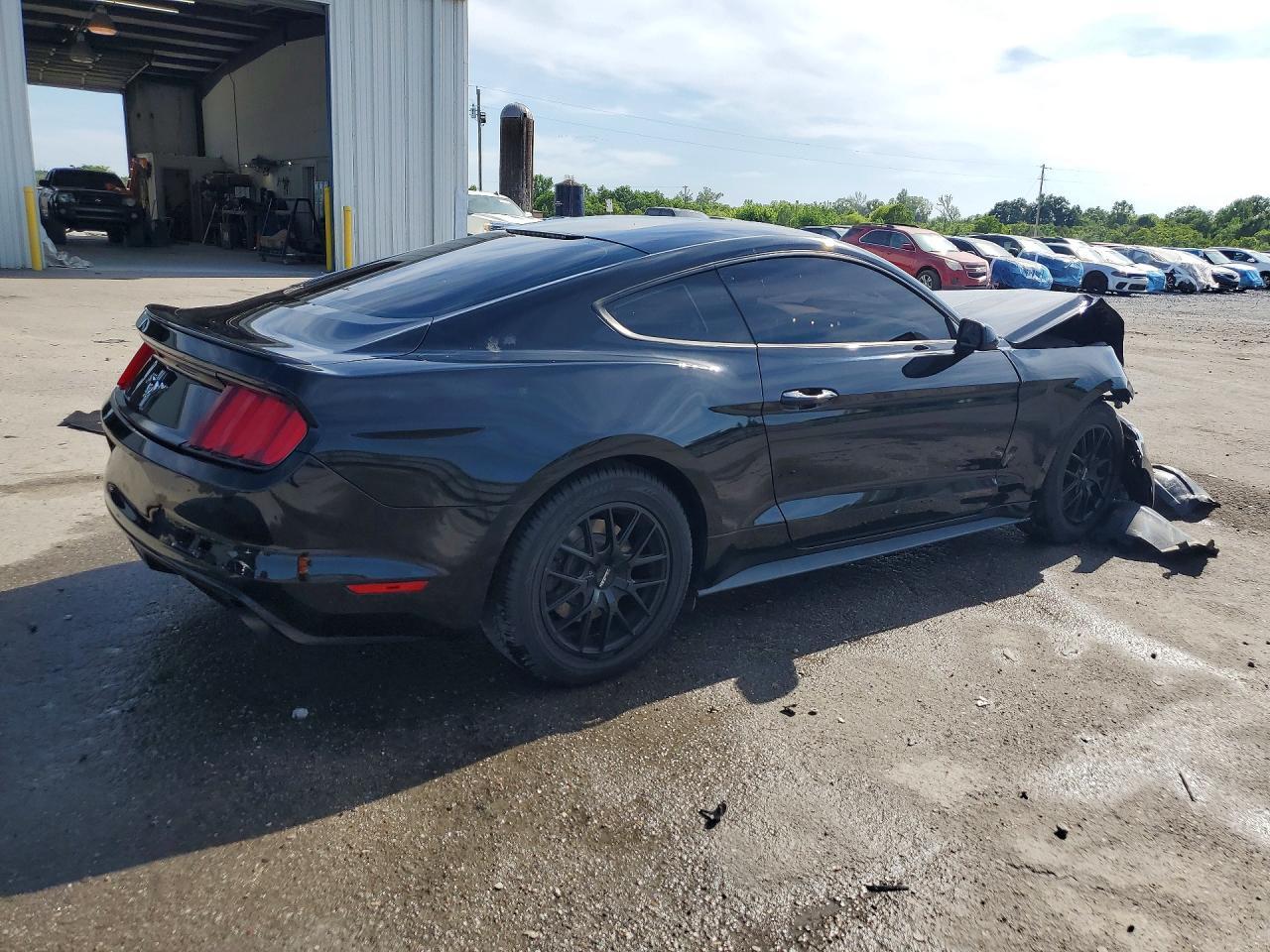 2017 Ford Mustang - Фото 3