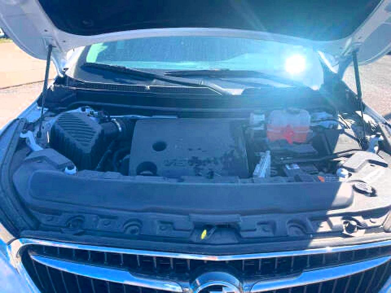 2021 Buick Enclave Essence - Image 7