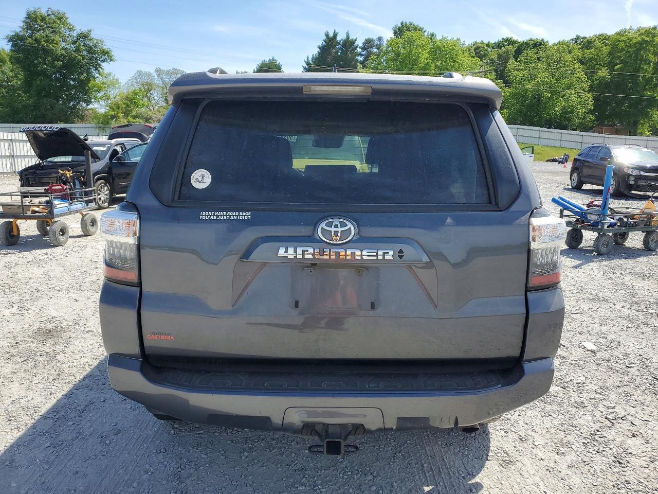 2022 Toyota 4 Runner - Image 6