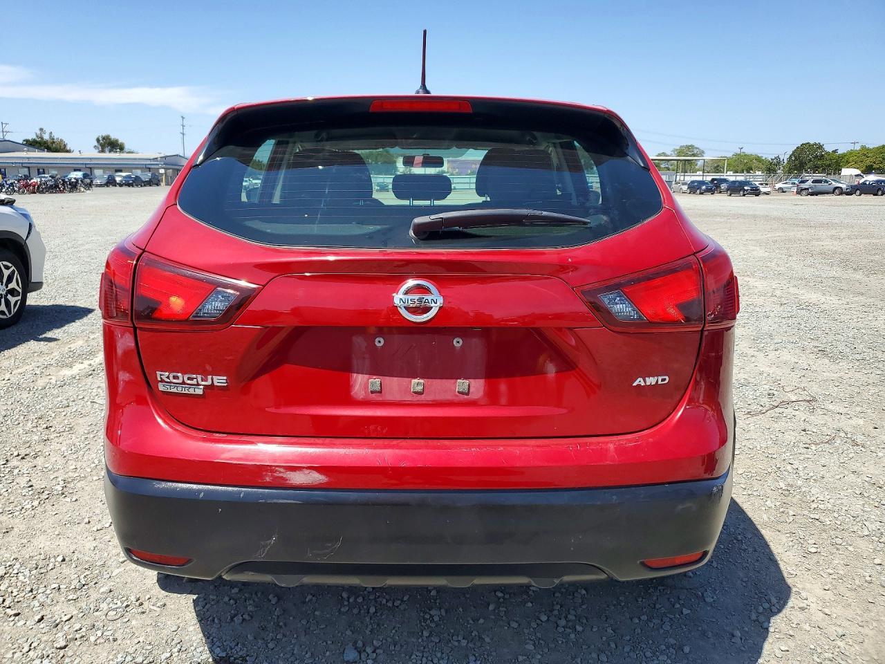 2018 Nissan Rogue Sport S - Фото 6