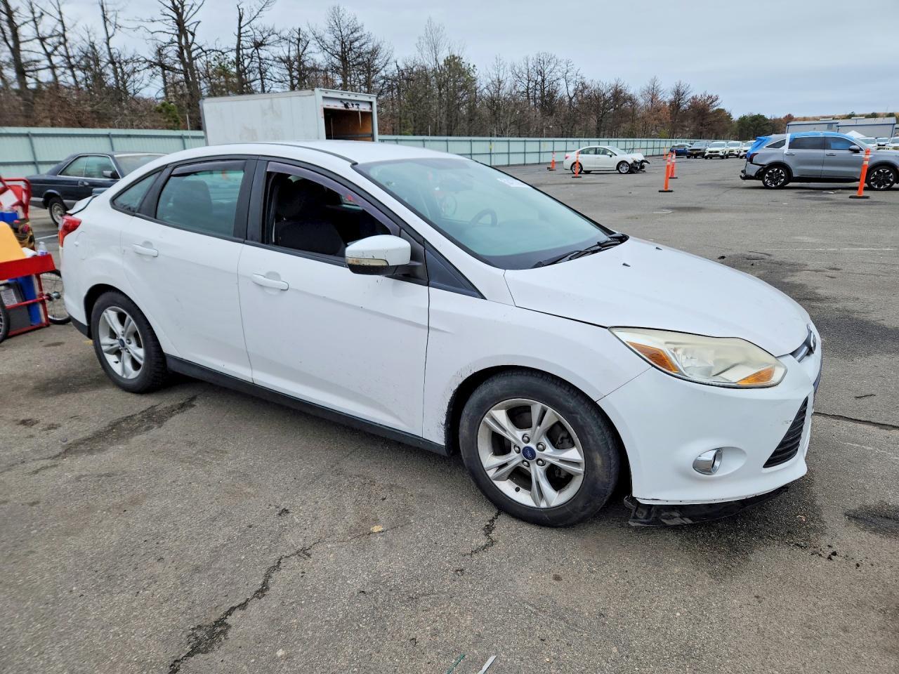 2014 Ford Focus Se - Image 4