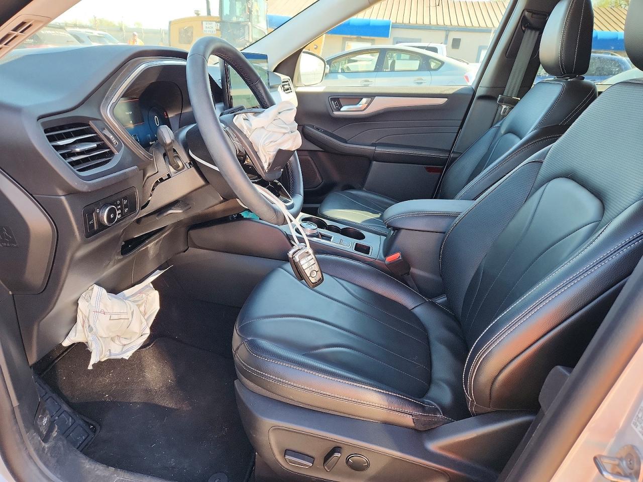 2025 Ford Escape Platinum - Фото 7