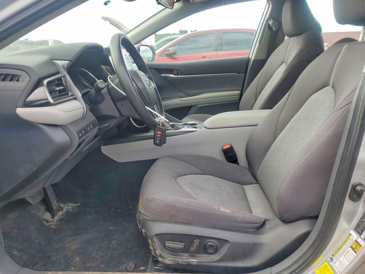 2024 Toyota Camry Hybrid Le - Фото 7