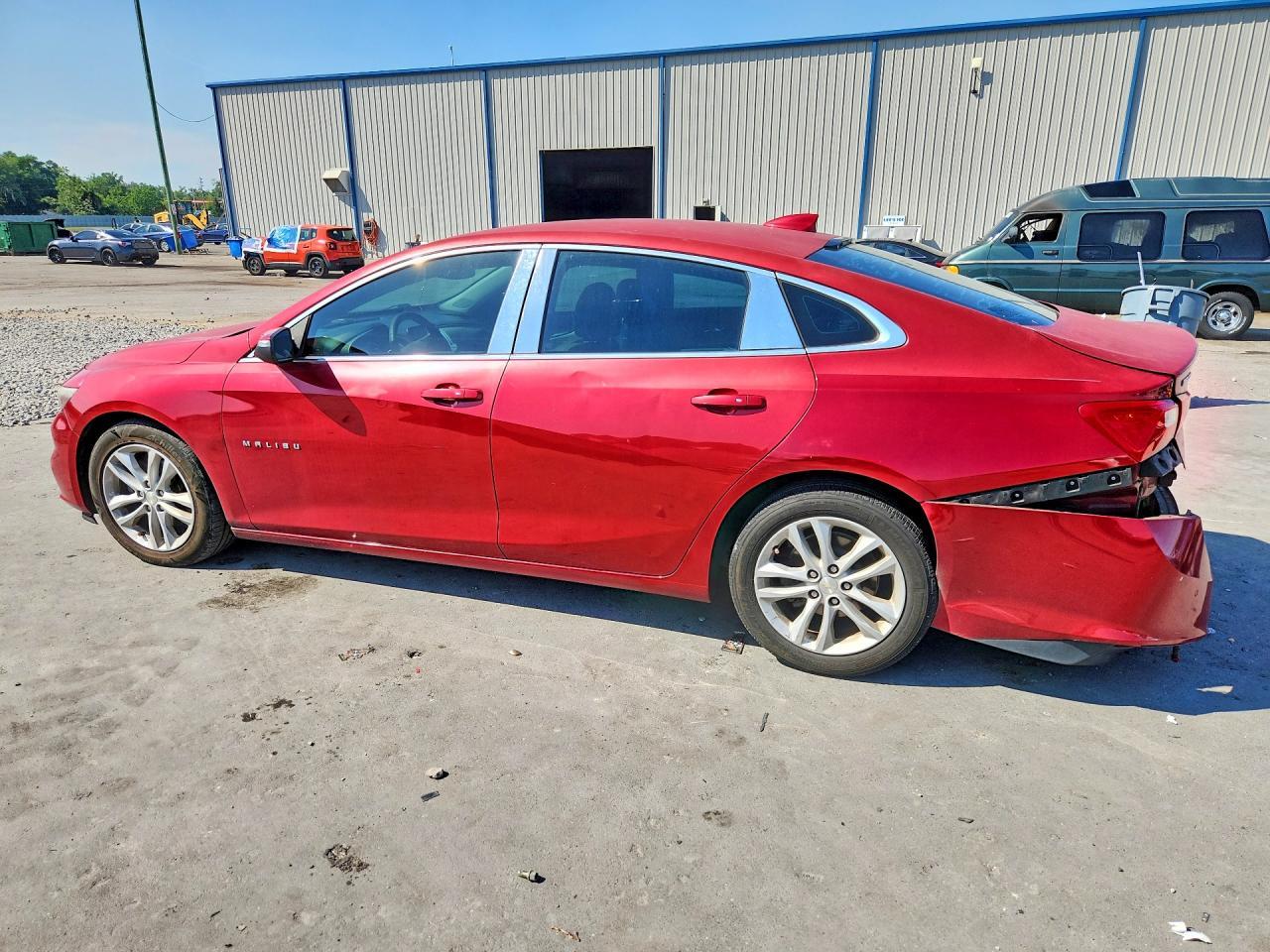 2016 Chevrolet Malibu Lt - Image 2