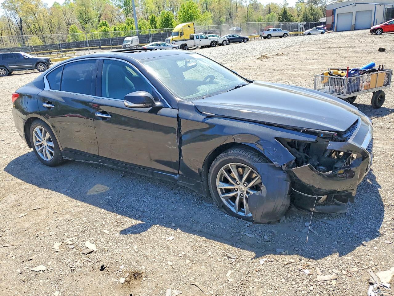 2016 Infiniti Q50 2.0T Premium - Фото 4