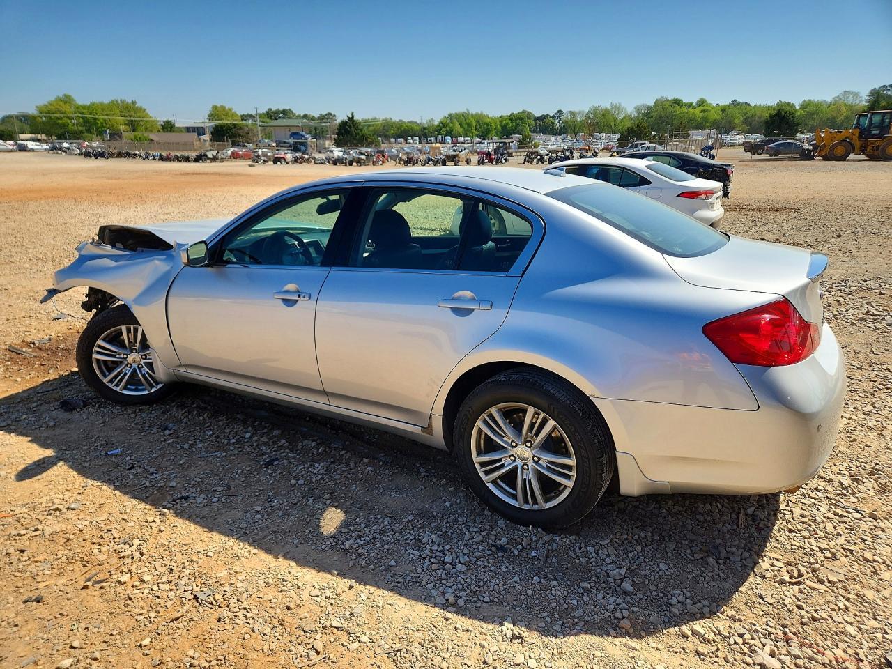 2010 Infiniti G37 Sedan X - Image 2