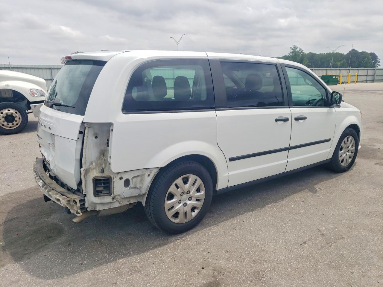 2015 Dodge Grand Caravan Se - Image 3