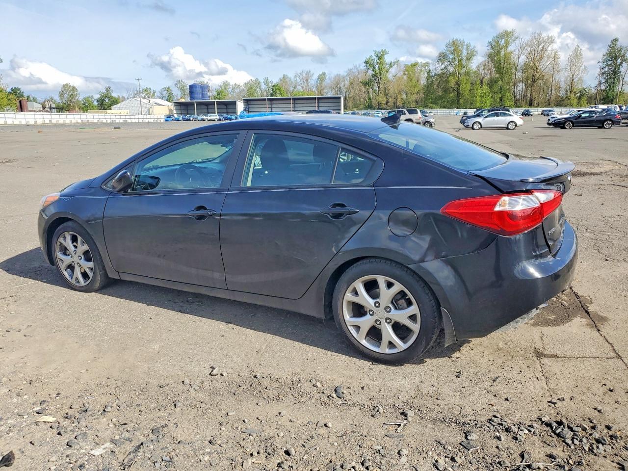 2016 Kia Forte Lx - Image 2