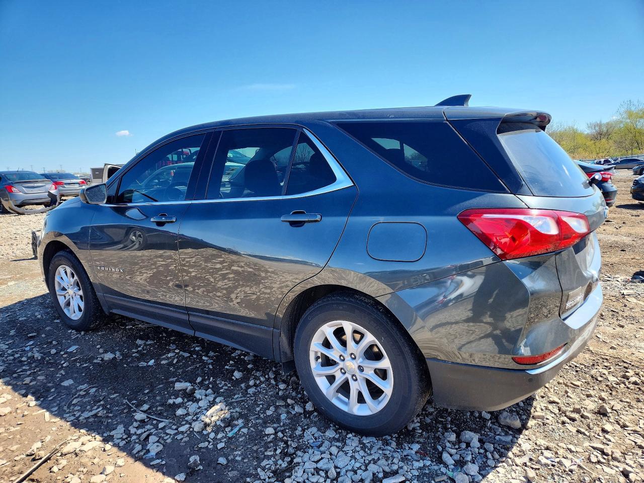 2020 Chevrolet Equinox - Image 2