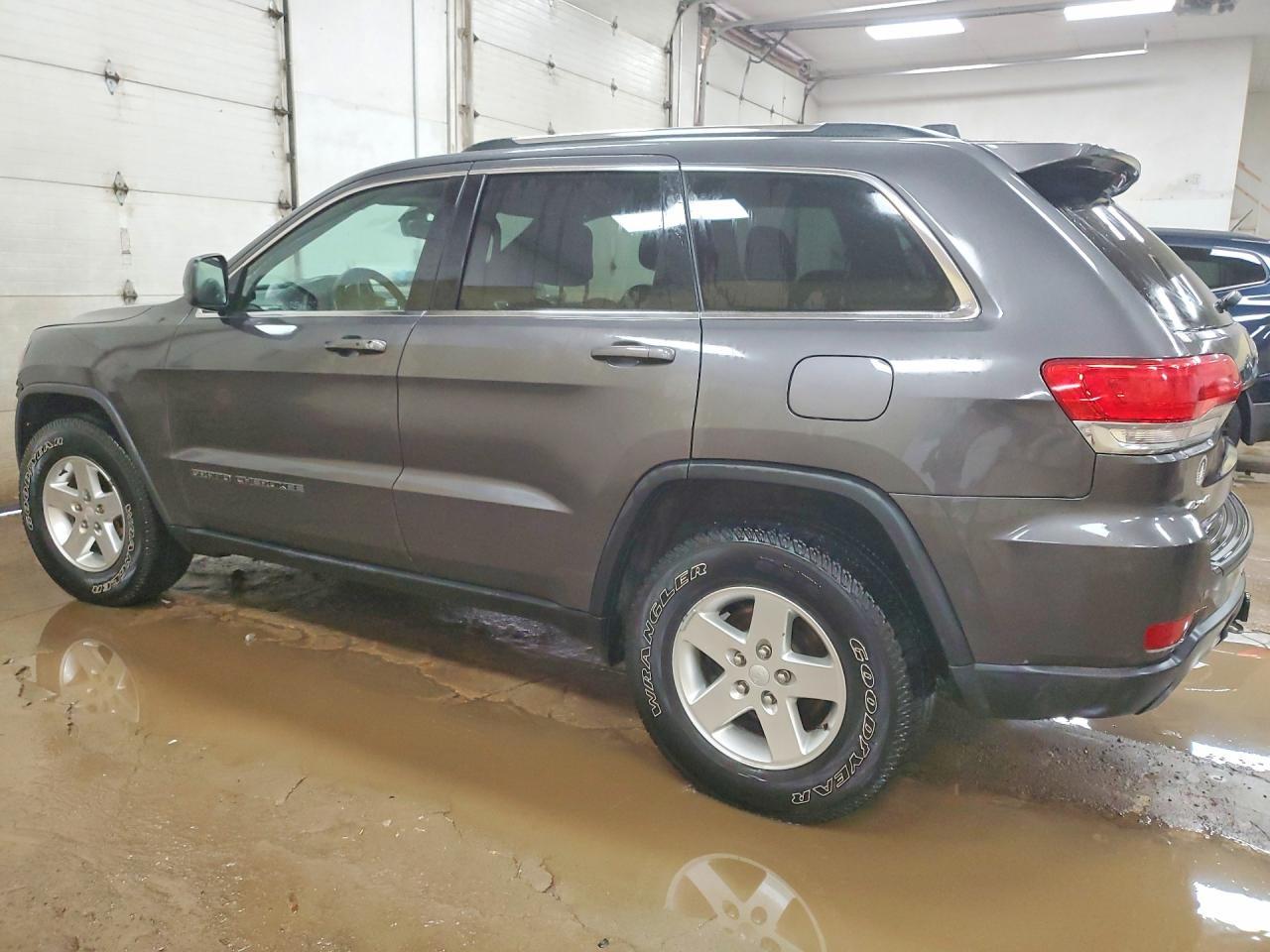 2017 Jeep Grand Cherokee Laredo - Фото 2