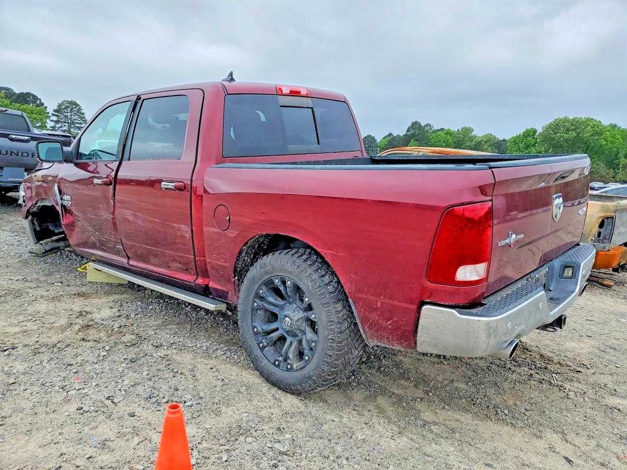 2016 Ram 1500 Slt - Фото 2