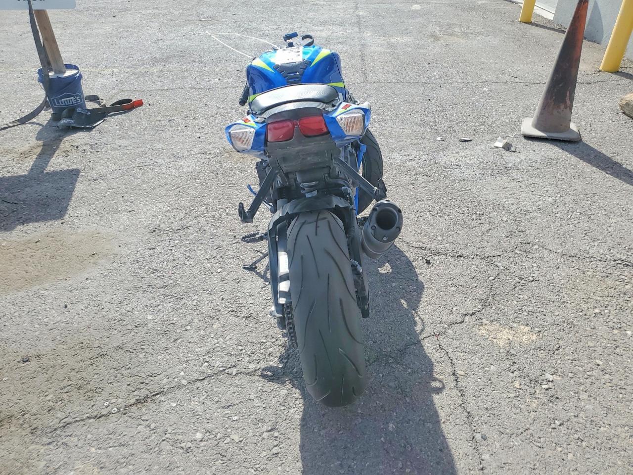 2015 Suzuki Gsx-R750 - Фото 4