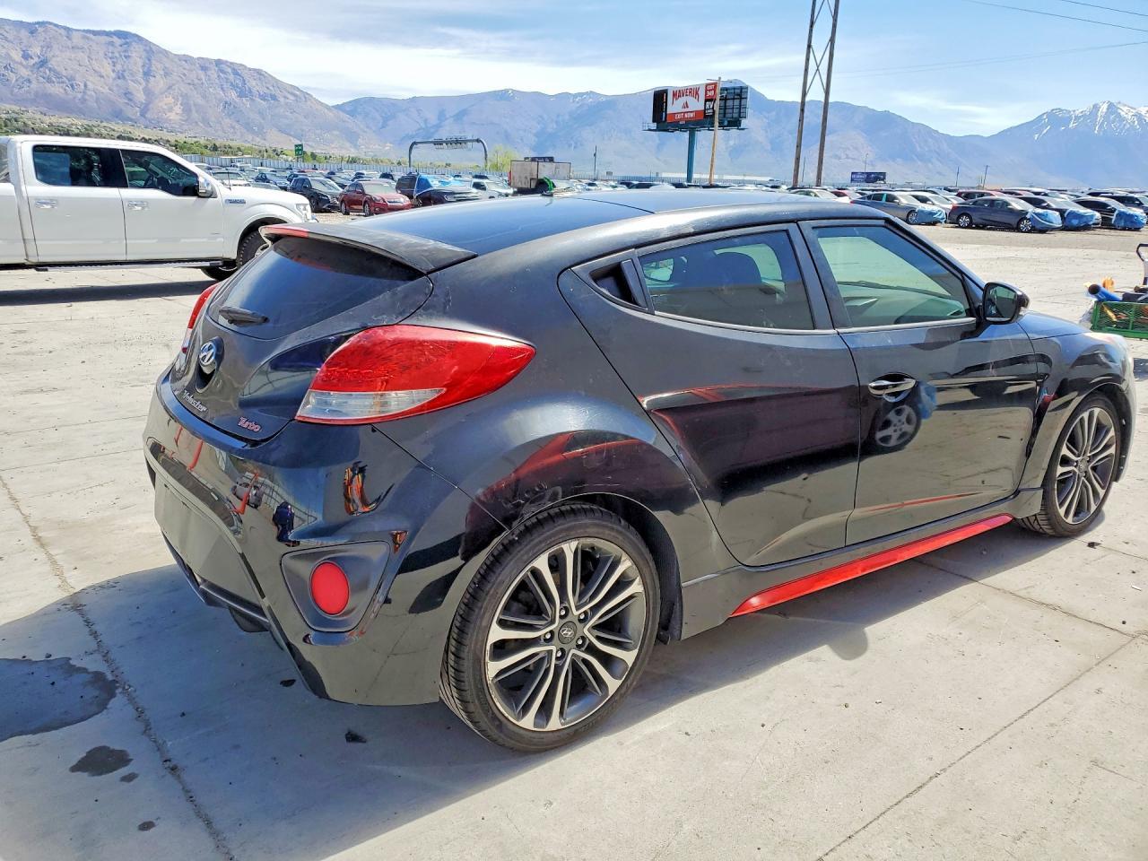2016 Hyundai Veloster Turbo - Фото 3