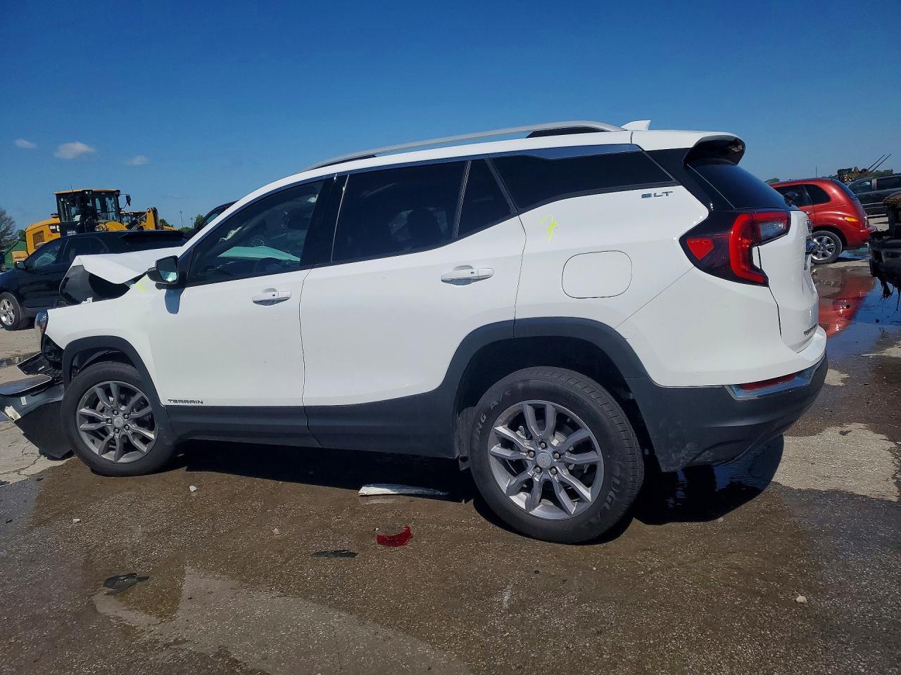 2024 GMC Terrain Slt - Фото 2