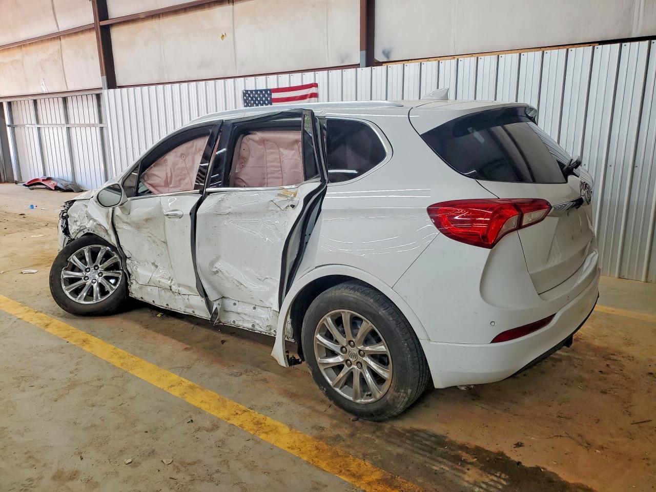 2019 Buick Envision Essence - Фото 2