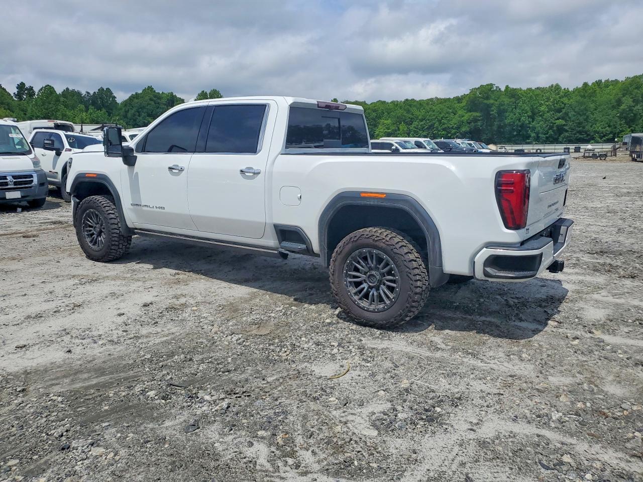 2024 GMC Sierra K2500 Denali Ultimate - Фото 2